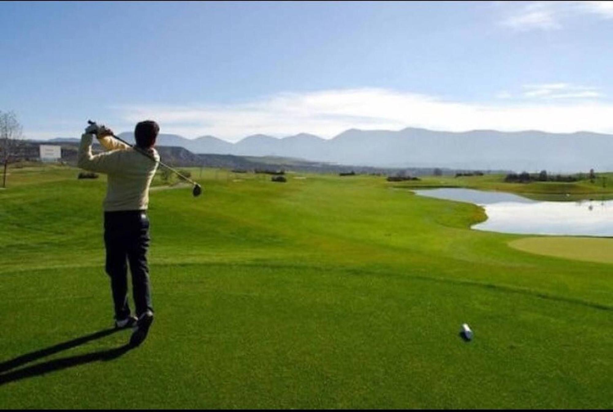 Coqueto Apto Con Vistas En Las Margas Golf N001 Sabiñánigo Kültér fotó